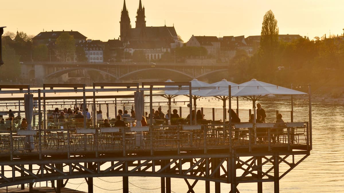 Pop Le Rhin Bleu, Basel Mediterranes Feeling am Rhein GaultMillau