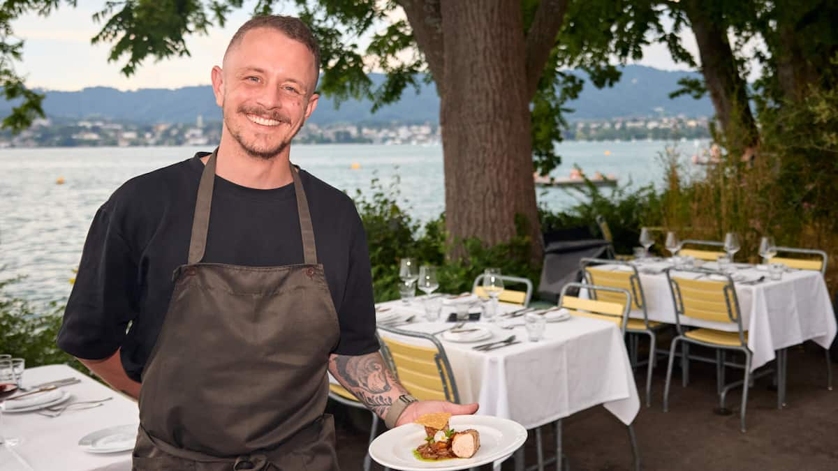 Chef-Simon-M-ller-Schwumm-vor-dem-Service