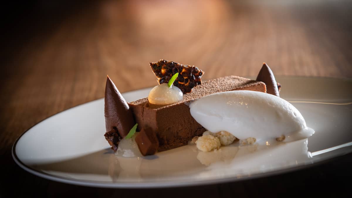 Schokoladen-Variation mit Koa | GaultMillau