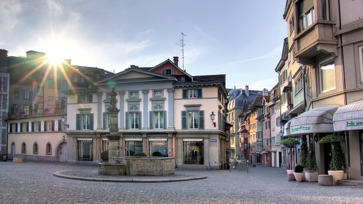 -Widder-Hotel-luxuri-s-The-Monocle-Townhouse