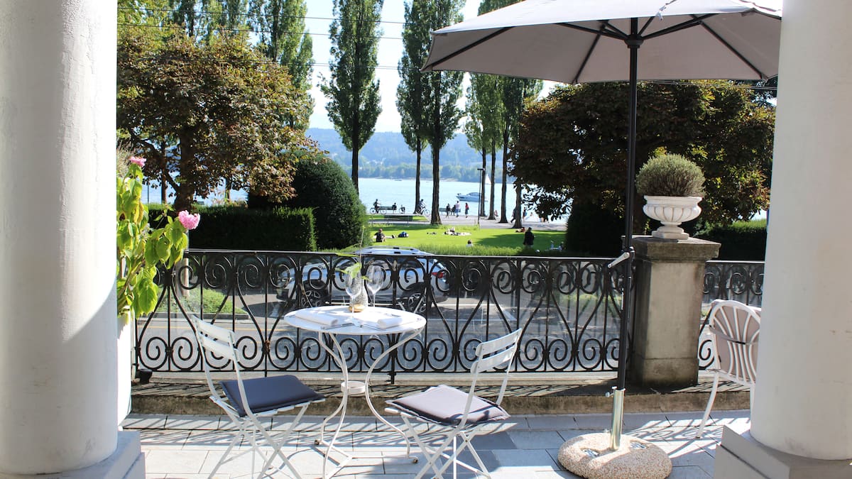 -Magdi-Sommerresidenz-Beau-S-jour-am-See