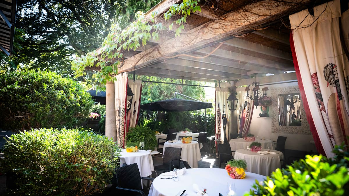 Hellers-Liste-Zehn-Top-Chefs-mit-Gartenbeiz