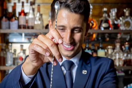 Geneve, le 10 juillet 2025. Serie de photos de differents cocktail realise a l Hotel la Reserve par le bartender Fabien Theisgen . © Magali Girardin