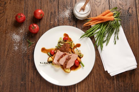 Gastgeber: Fokus BernKalbfleisch von Martin Göschel, Alpina Gstaad