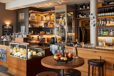 Consum Basel, Rheingasse 19, Basel, 22.09.2018, Foto Lucian Hunziker