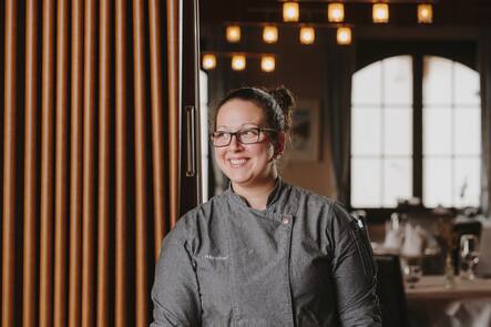 Restaurant Alte Gasse, Bellwald, Phillyra Bund, neue Küchenchefin,Hotel Onya,Foto: Digitale Massarbeit, Tanja und Simon Kurt