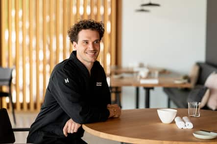 Restaurant Magdalena, Rickenbach (SZ) - Dominik Hartmann, Chefkoch - Copyright Olivia Pulver - April 2022