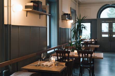 Restaurant Maihöfli Luzern - Küchenchef Oscar de Matos und Partnerin bzw. Gastgeberin Nadine Baumgartner - November 2021 - Copyright Olivia Pulver