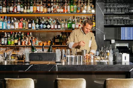 Dirk Hany Bar am Wasser