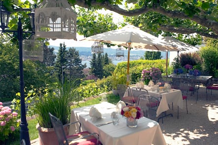 Gastgeberin Jeannine Meili und Köchin Maria Appel, Rest. Pflugstein, Erlenbach ZH, 17.6.2014