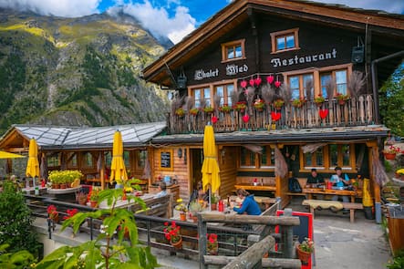 RKEBD6 Ried Restaurant. Ried. Zermatt. Swiss Alps. Valais. Switzerland. Europe.