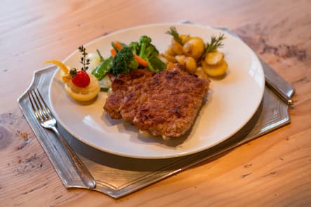Wiener Schnitzel La Gare Gstaad
