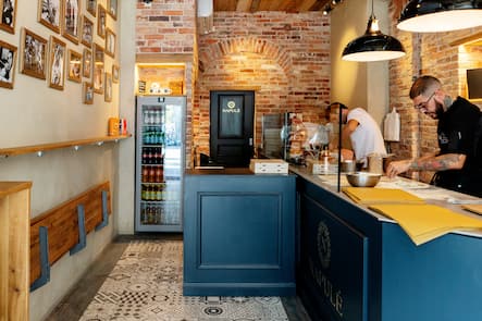 Napulé Stadelhofen Zurich mit Raffaele Tromiro