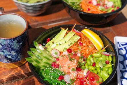 LE-9-TERRASSE-POKEBOWLS-GENEVE-TOP-10