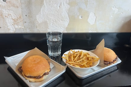 GAULTMILLAU.CHANNEL-GENEVE-PAPABOU-BURGERS