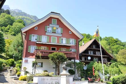 Zwyssighazs Bauen UR