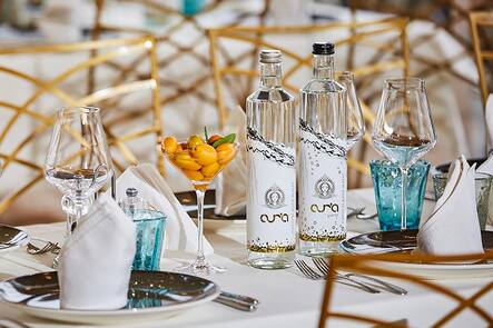 AURA-EAU-PIMPER-VOS-FETES-GAULTMILLAU-CHANNEL