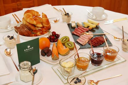Brunch in Zürich, Bern oder Basel Luzern z.B. Krone Blatten
