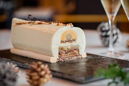 GAULTMILLAU-CHANNEL-GENEVE-BUCHES-DE-NOEL-BEAU-RIVAGE