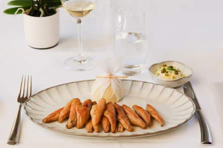 Perches Café Beau Rivage