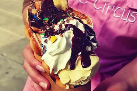 GAULTMILLAU-CHANNEL-GENEVE-CHANDELEUR-THE-CIRCUS