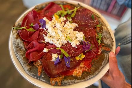 GAULTMILLAU-CHANNEL-PIZZAS-TOP-10-GENEVE-LA-STORIA