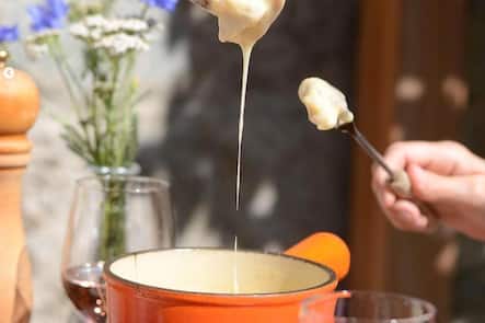 auberge-du-vallon-de-van-salvan