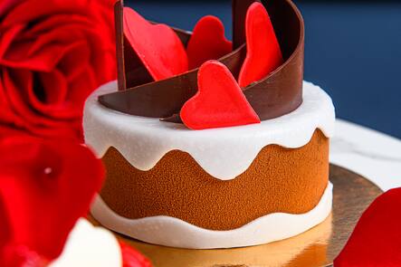 GAULTMILLAU-CHANNEL-GENEVE-SAINT-VALENTIN-PATISSERIE-SOFIA