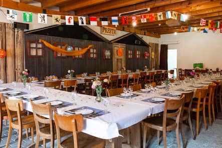 Café des Mines d'asphalte Val de Travers Neuchâtel 1er août