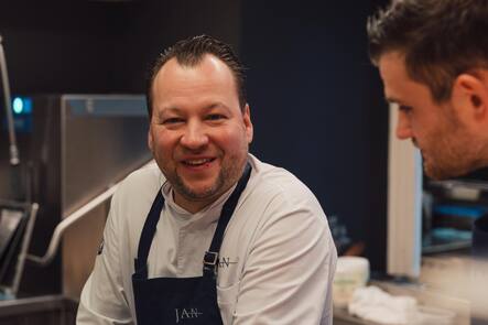 Jan Hartwig - 20 Jahre Schauenstein, Fürstenau - Andreas Caminada, Marcel Skibba, Joan Roca, Jan Hartwig - Dezember 2023 - Copyright Olivia Pulver