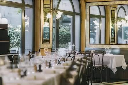 La brasserie Lipp à Genève ferme ses portes pour renaître dans quelques mois.