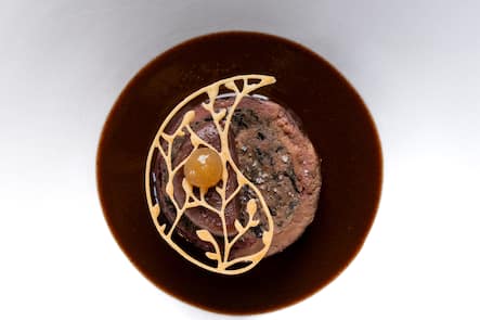 Chasse Restaurant des Trois Tours Romain Paillereau 2023 lièvre à la royale