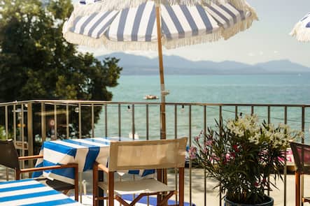 La Vaudaire Lausanne Jasmine Gfeller Vidy lac terrasse