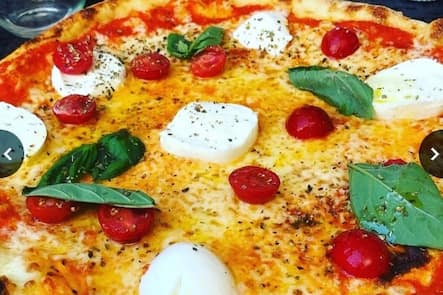 GAULTMILLAU-CHANNEL-PIZZAS-TOP-10-GENEVE-PIZZA-CANTINELLA