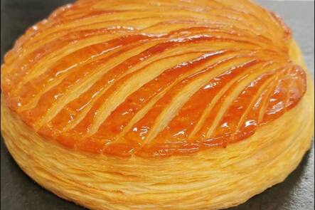 GALETTE-ROIS-GENEVE-GAULTMILLAU-CHANNEL-HOTEL