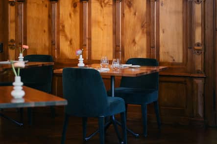 Sven on Tour, Sven Wassmer, Mercedes-Benz, Traube Buchs, Traubensaal