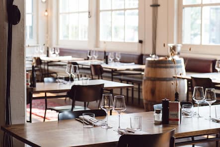 Luma Delikatessen - Lucas Oechslin und Marco Tessaro - Smith and de Luma Zürich - Grillieren Zuhause bei Lucas - Fleisch - Juli 2020 - Copyright Olivia Pulver Smith and De Luma, Zürich, Zuerich © Olivia Pulver