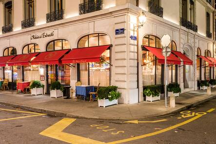 GAUTMILLAU-CHANNEL-GENEVE-LE-RELAIS-DE-L-ENTRECOTE