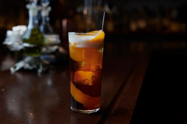 Senza Confini Old Crow Bar in Zürich Swiss Mountain Spring