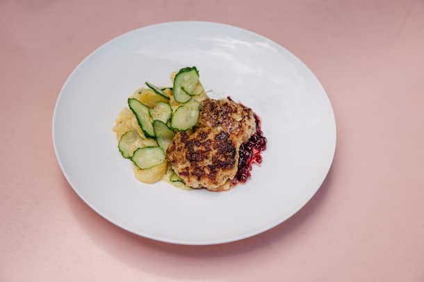 Bayrische «Hacktätschli» by Markus Stöckle Fleischpflanzerln by Markus Stöckle, 2023