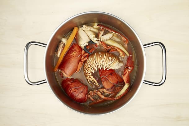 Krustentier-Brühe Rezept Krustentier-Brühe von Romeo Brodmann März 2021