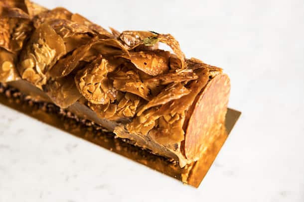 Bûche de Noël cassis-mocca Bûche Noël 2020 Céline Bezençon