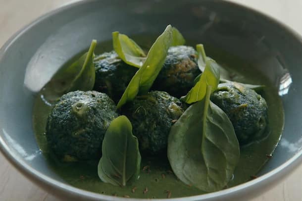 Knödel aux épinards et au fromage d'alpage Spinat-Knödel mit Bergkäse
