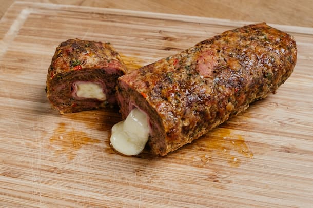 Polpettone mit Casciotta d'Urbino Polpettone mit Casciotta d'Urbino