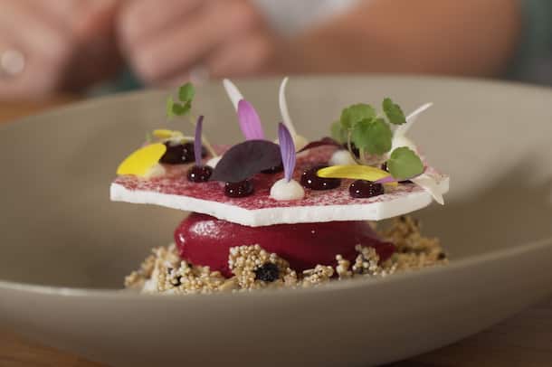 Randeneis mit Granola Granola