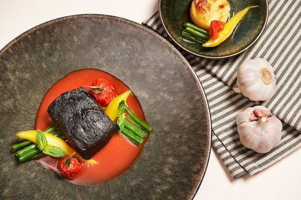 Lamm-Medaillons an Paprika-Sauce by Göschel Lamm-Medaillons an Paprika-Sauce by Martin Göschel