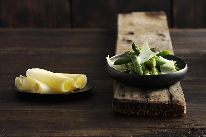 Rezept Spargelsalat mit Sbrinzröllchen