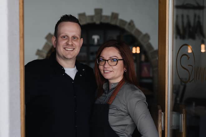 Tünde Zimmermann, Stefan Zimmermann, S.Zimmer in Adelboden, Dorfstrasse 13, 3715 Adelboden, 16. Mai 2025, Copyright Roy Matter