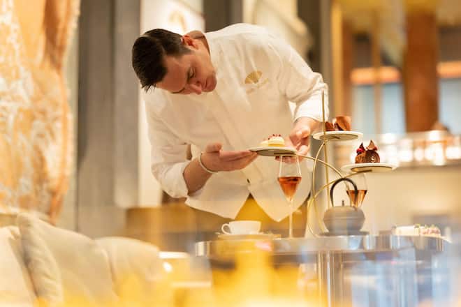 Afternoon Tea, Mandarin Oriental Savoy Zürich.