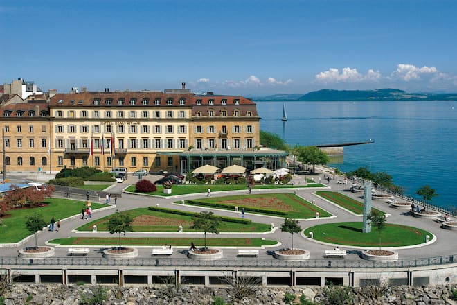 Aussenansicht - Beau-Rivage Hotel - Neuenburg, 26.11.2018 - HO via Hotel
